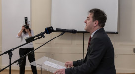 Sajtótájékoztató a babarci avar-kori temető feltárásáról