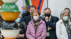 Emlékművek és struktúrák (megnyitó)
