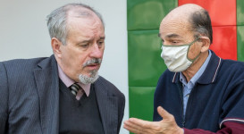 Emlékművek és struktúrák (megnyitó)