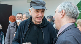 Emlékművek és struktúrák (megnyitó)
