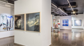 Kortárs függőségek című kiállítás