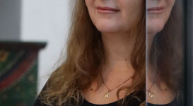 Virágos keresztúton kiállítás megnyitója