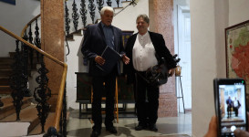 Virágos keresztúton kiállítás megnyitója