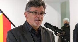 Variációk a Színes városhoz – megnyitó